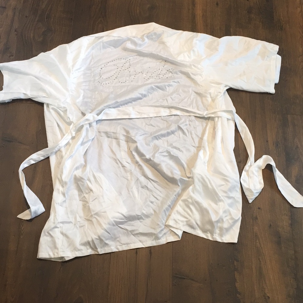 Gilligan & O’Malley Bride robe